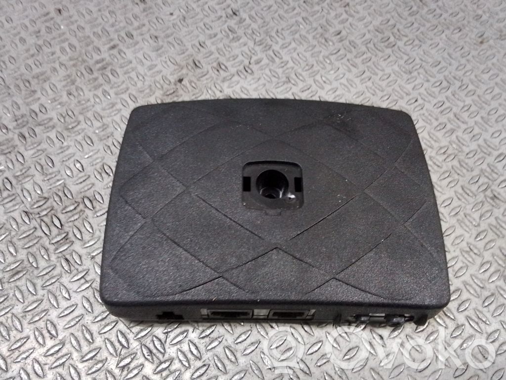 Volkswagen PASSAT B6 Phone control unit/module 