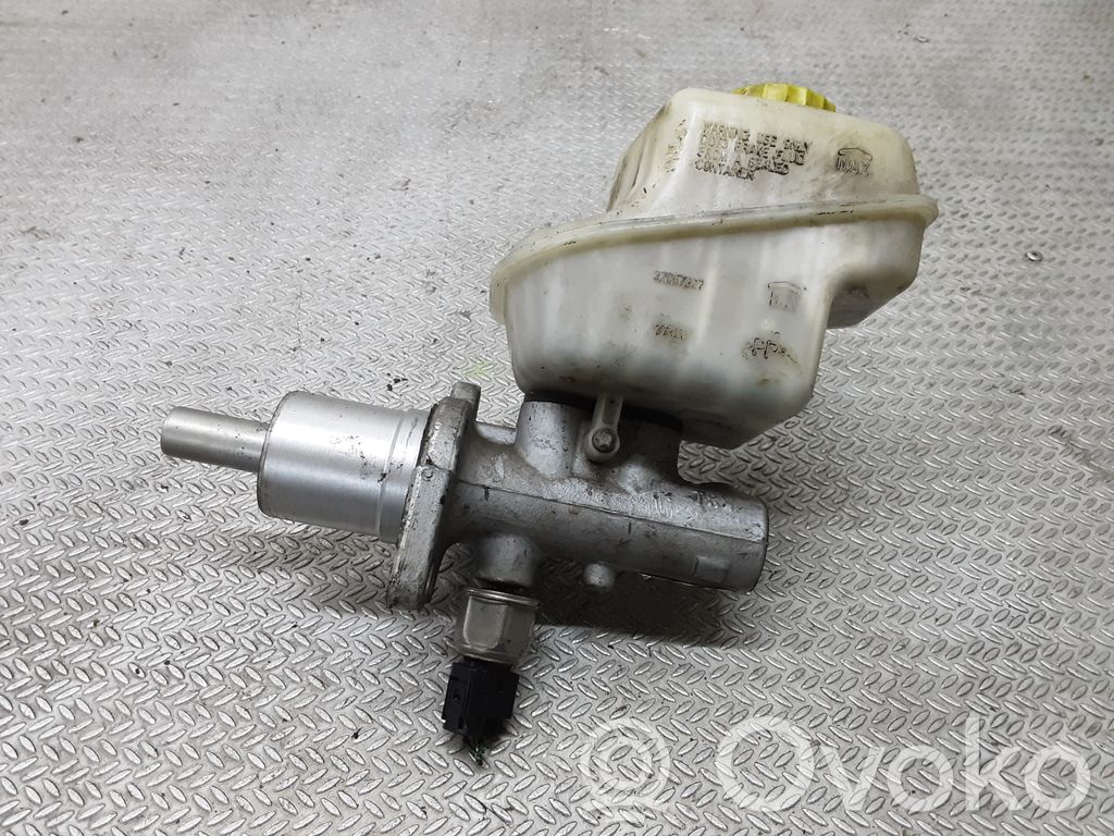 Chrysler 300 - 300C Główny cylinder hamulca 