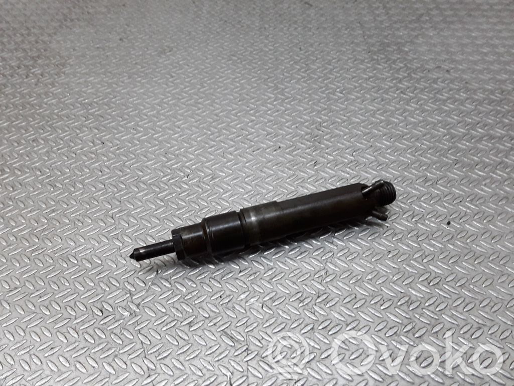 Polttoainesuutin   028130201T
