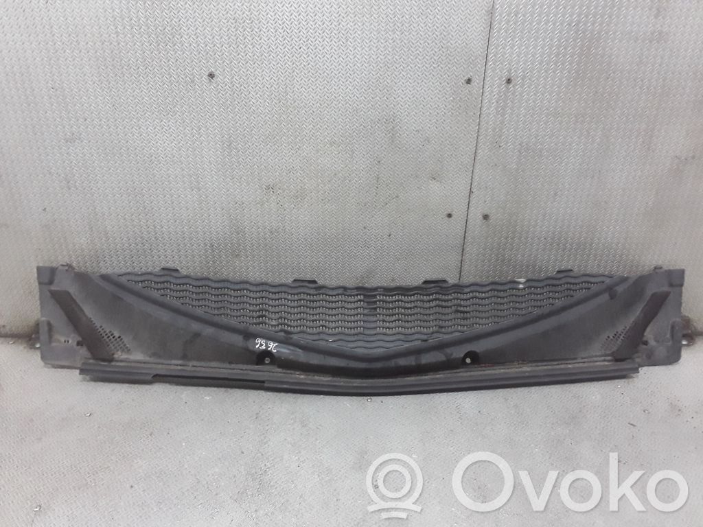 Renault Modus Wiper trim 