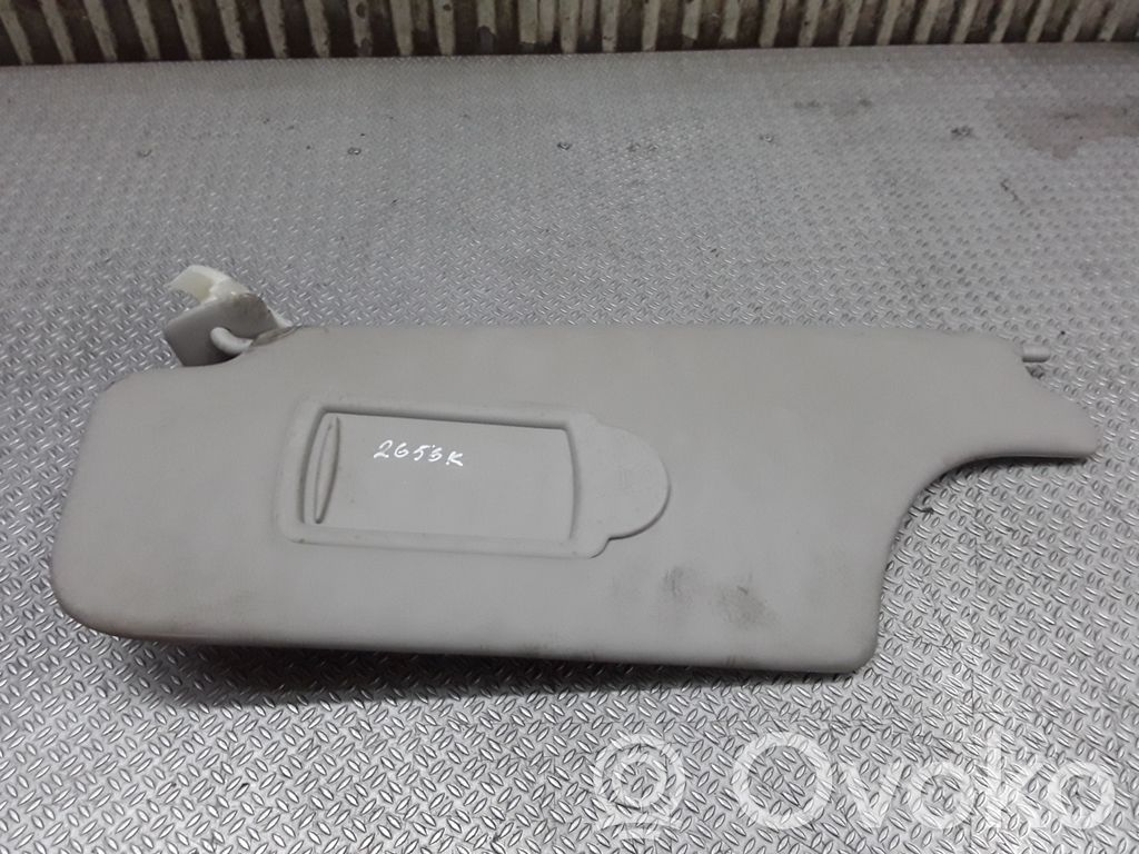 Sun visor