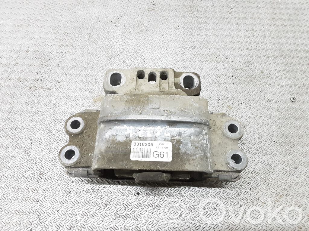 Volkswagen Caddy Gearbox mount 