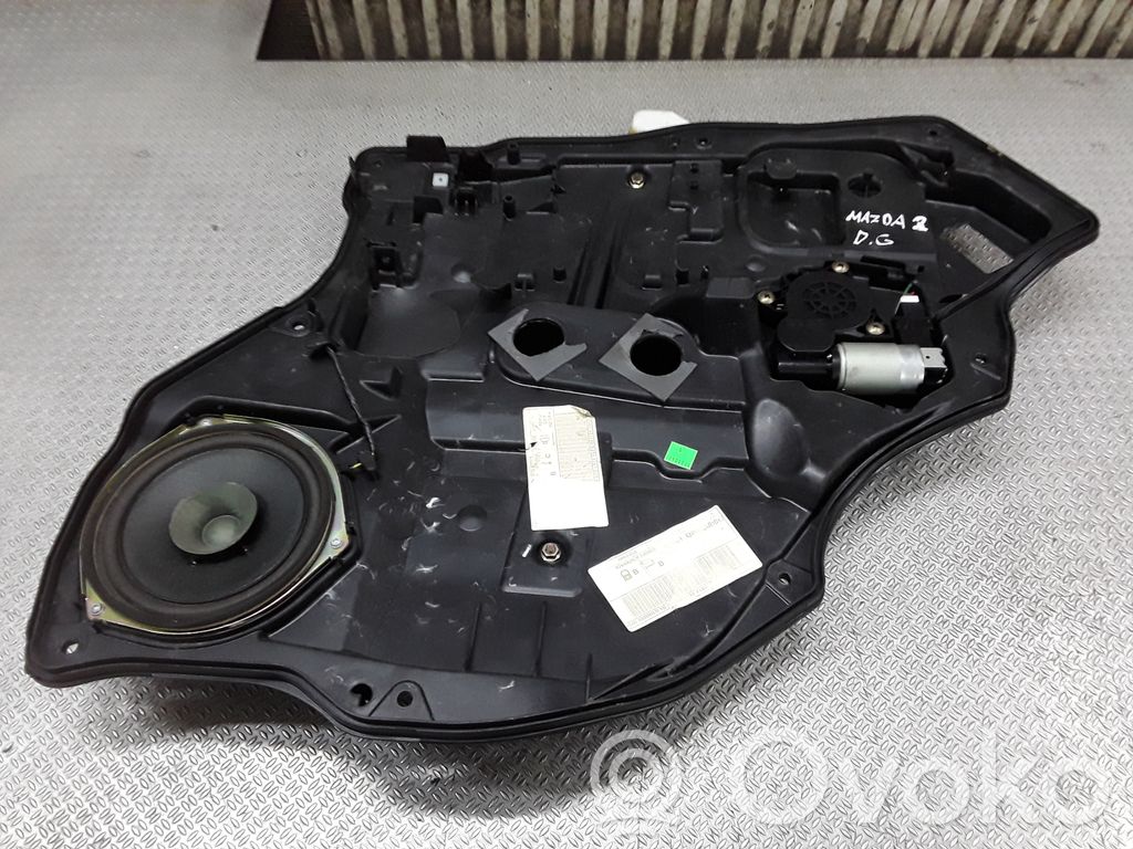 Mazda 2 Regulador de puerta trasera con motor 