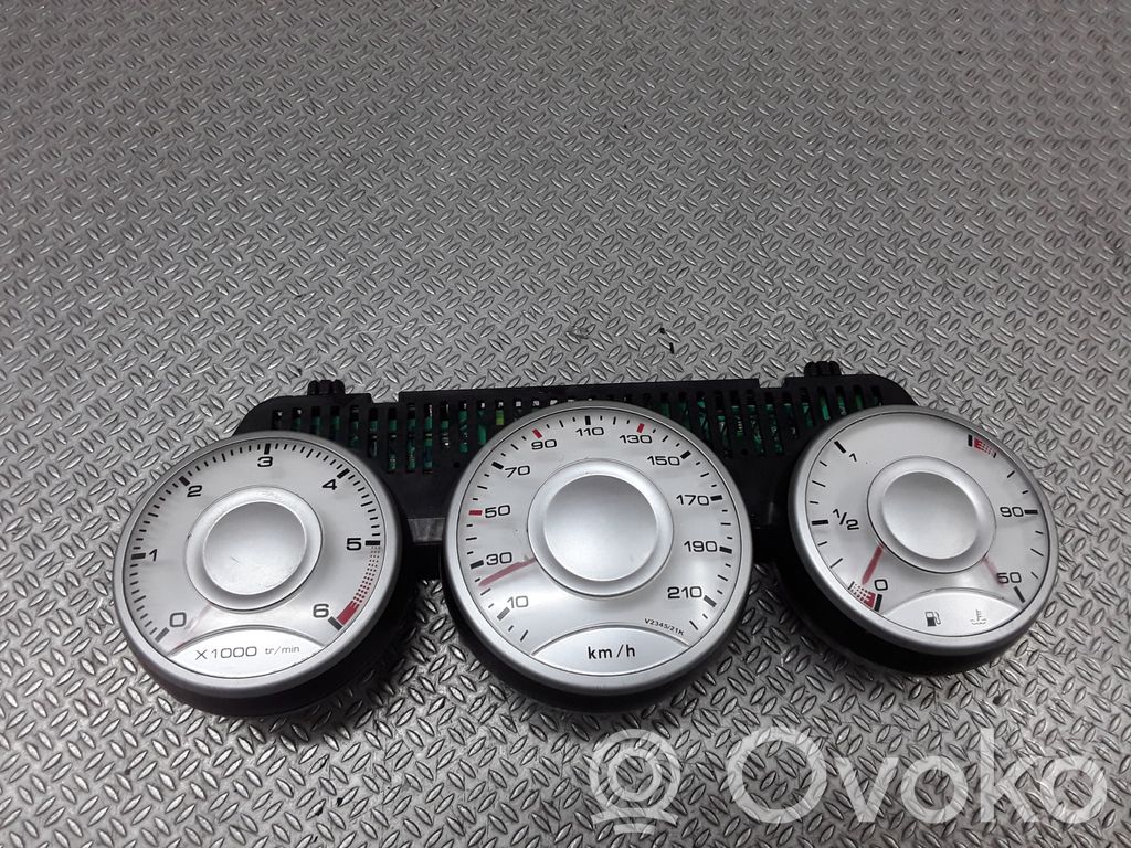 Peugeot 807 Speedometer (instrument cluster) 