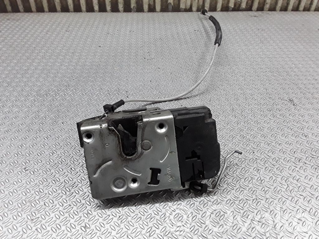 Front door lock