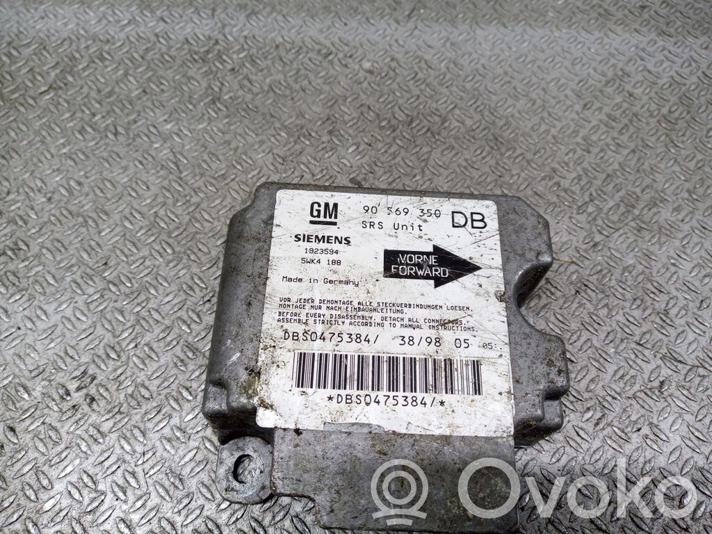Opel Vectra B Airbag control unit/module 