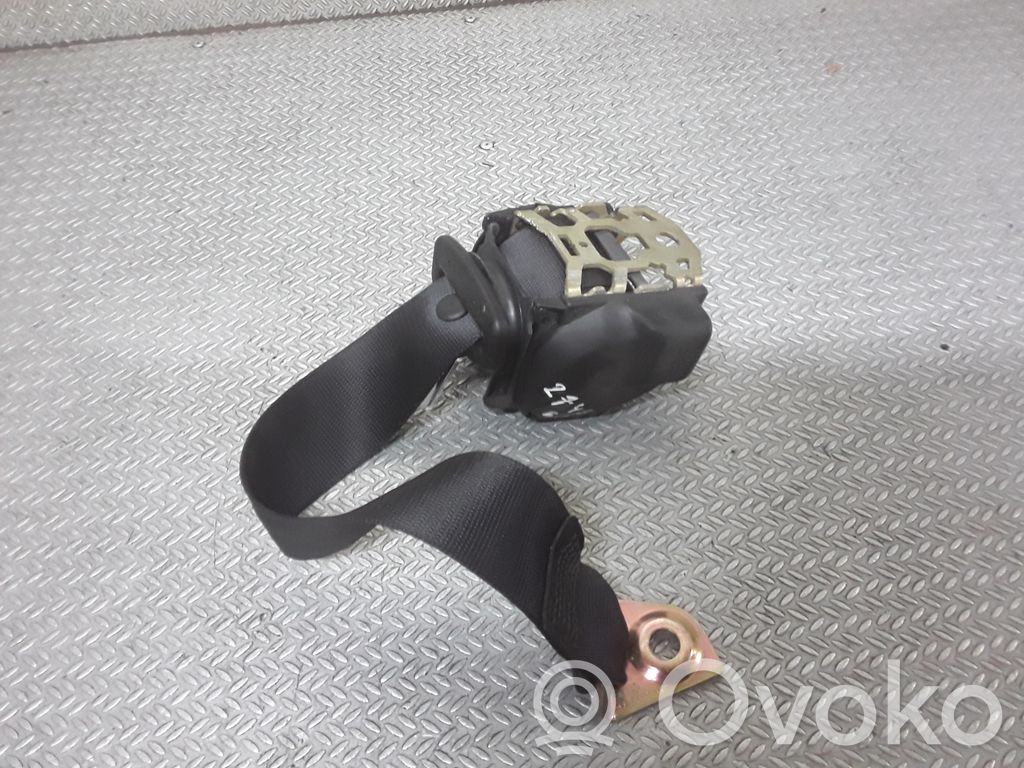 Mercedes-Benz E W210 Cinturón trasero 