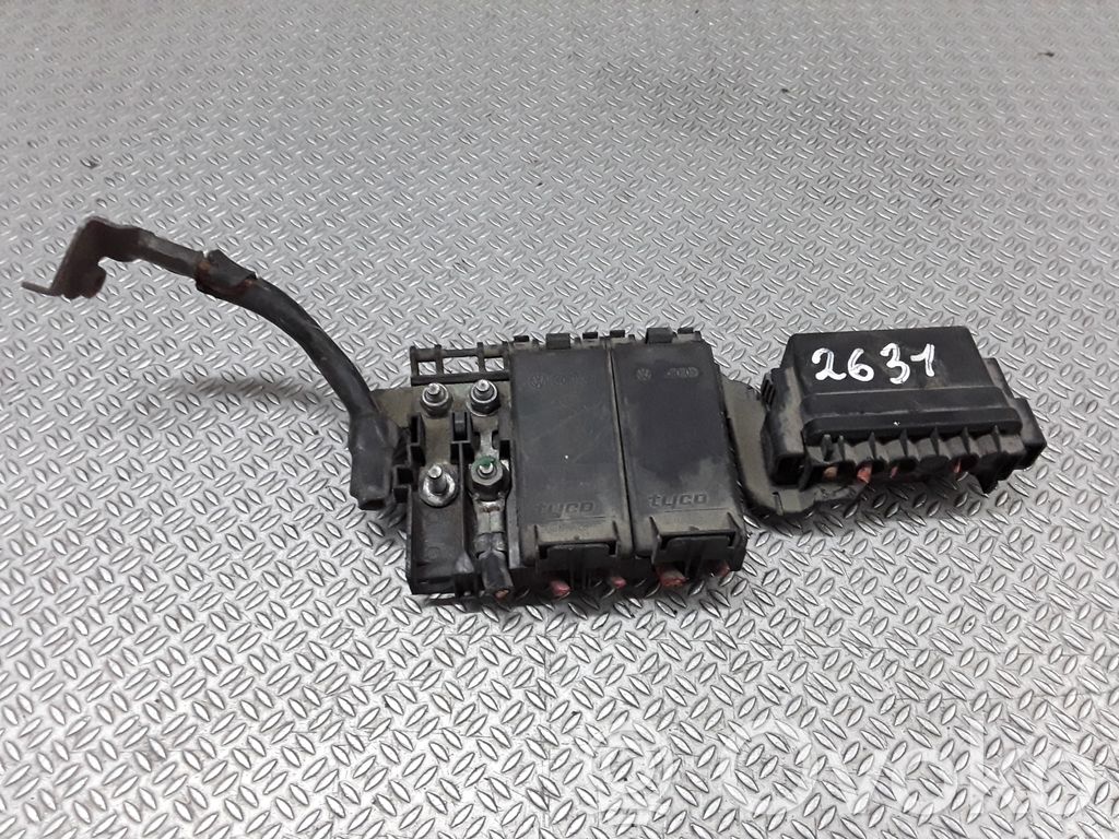Volkswagen Fox Fuse module 