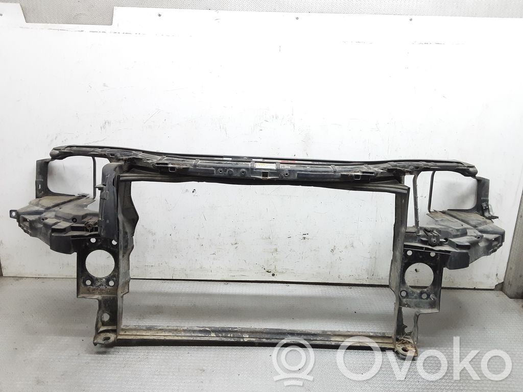 Audi A8 S8 D3 4E Radiatorių panelė 