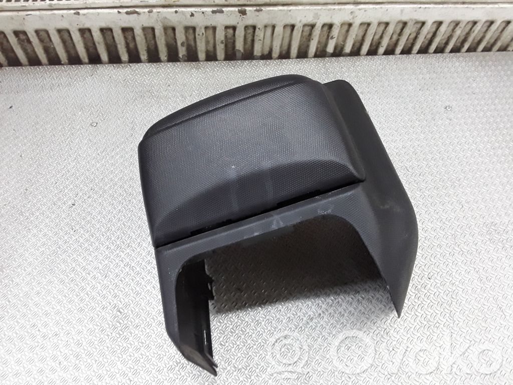Nissan Micra Mukiteline takana 