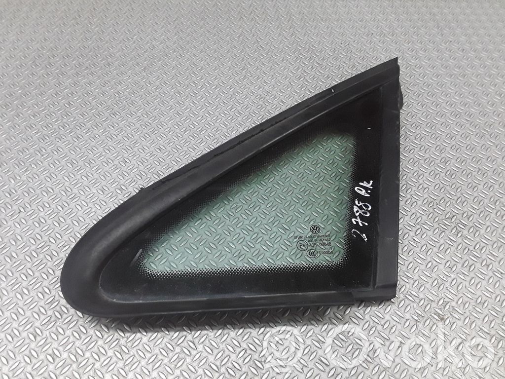 Luna/vidrio del triángulo delantero