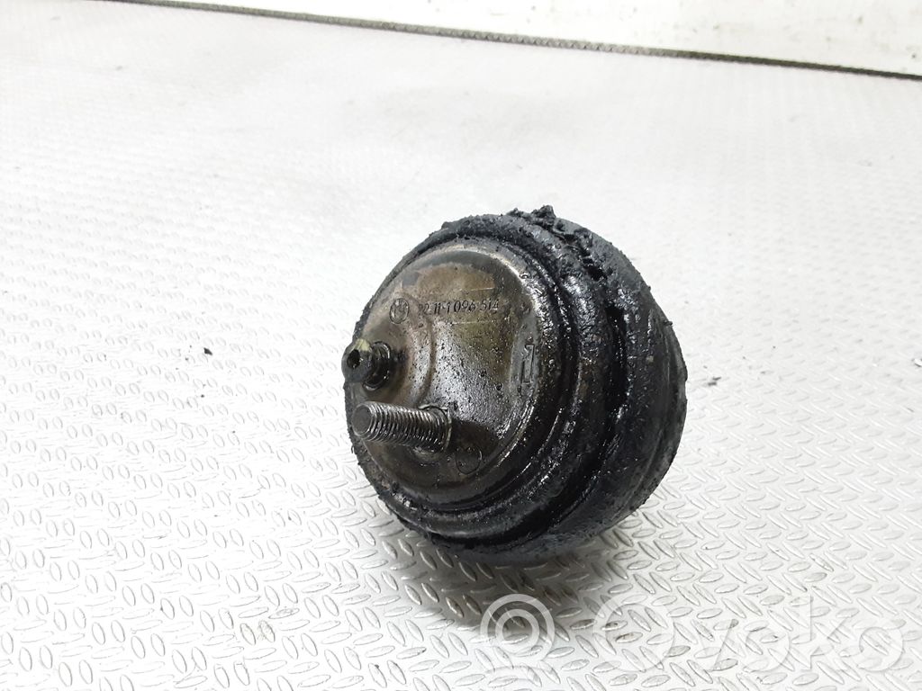 Engine mount bracket   22111096514
