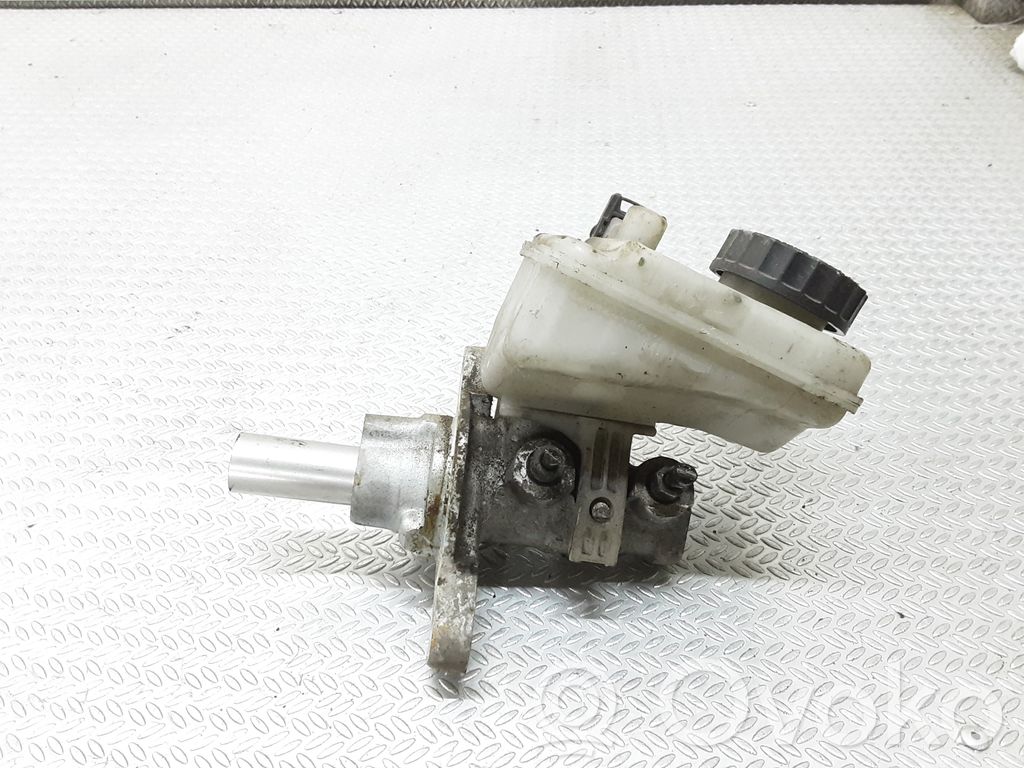 Toyota Aygo AB10 Pääjarrusylinteri 