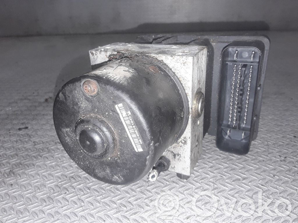 Volkswagen Golf IV ABS Blokas 