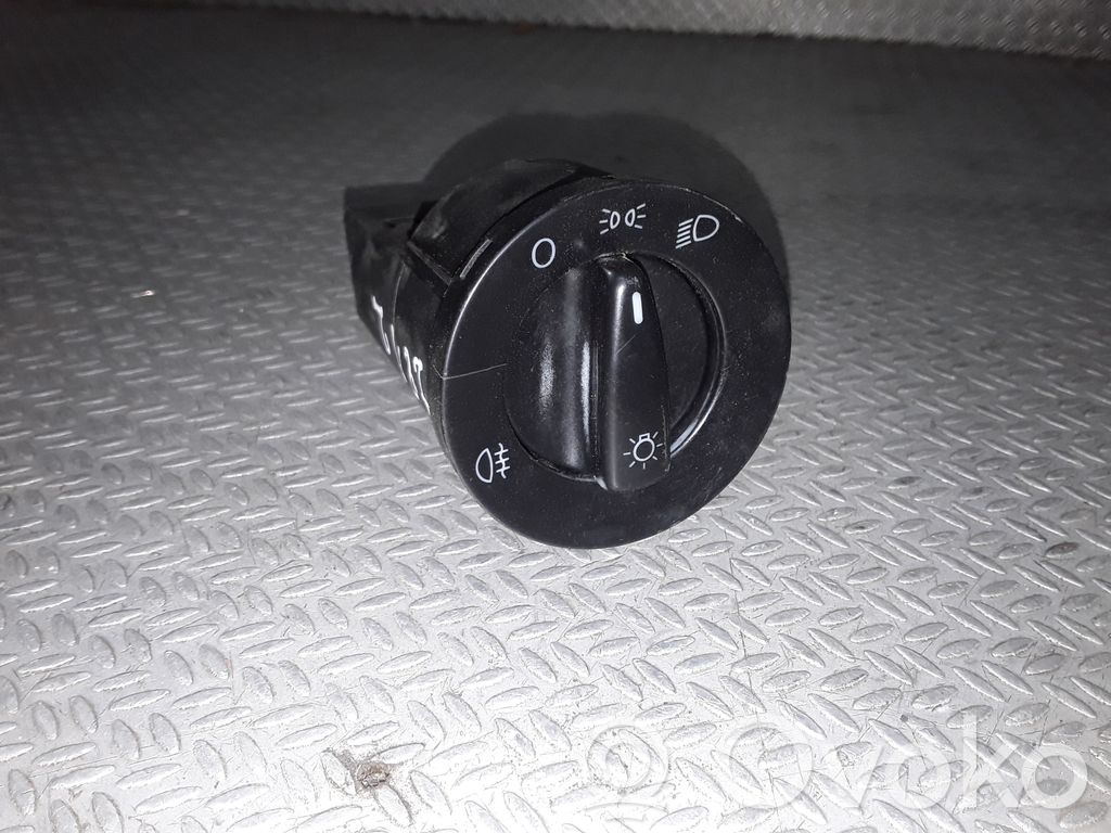 Light switch   1C0941531