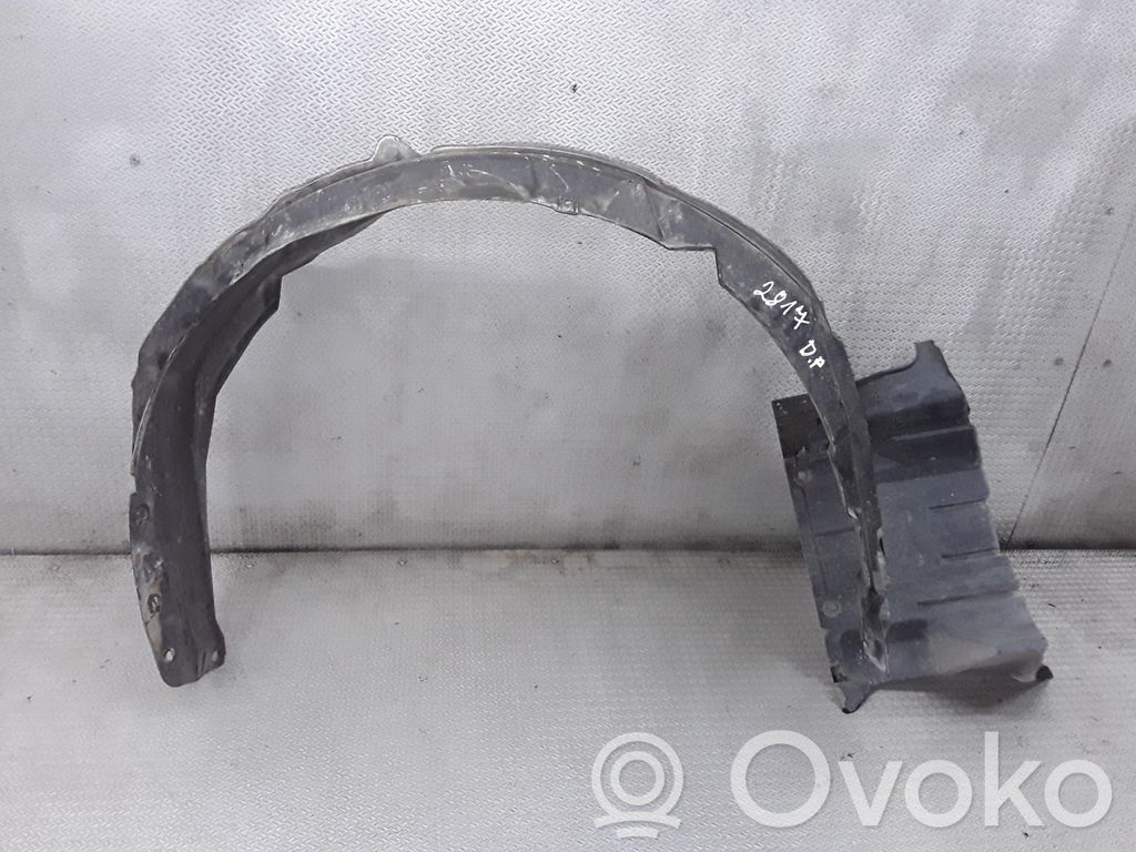 Mitsubishi Lancer VIII Nadkole przednie 