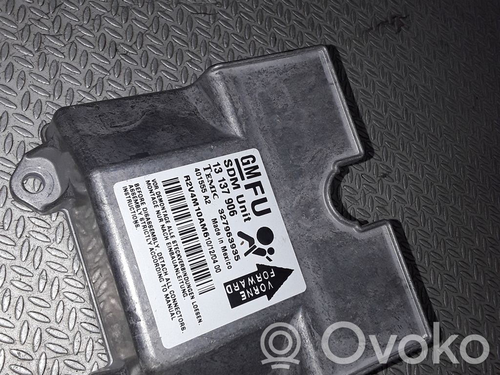 Opel Astra H Airbag control unit/module 