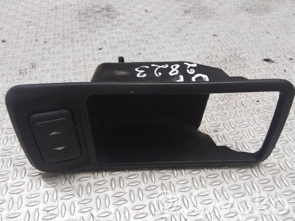 Ford C-MAX I Electric window control switch 
