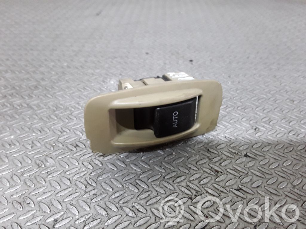 Toyota Corolla E120 E130 Electric window control switch 
