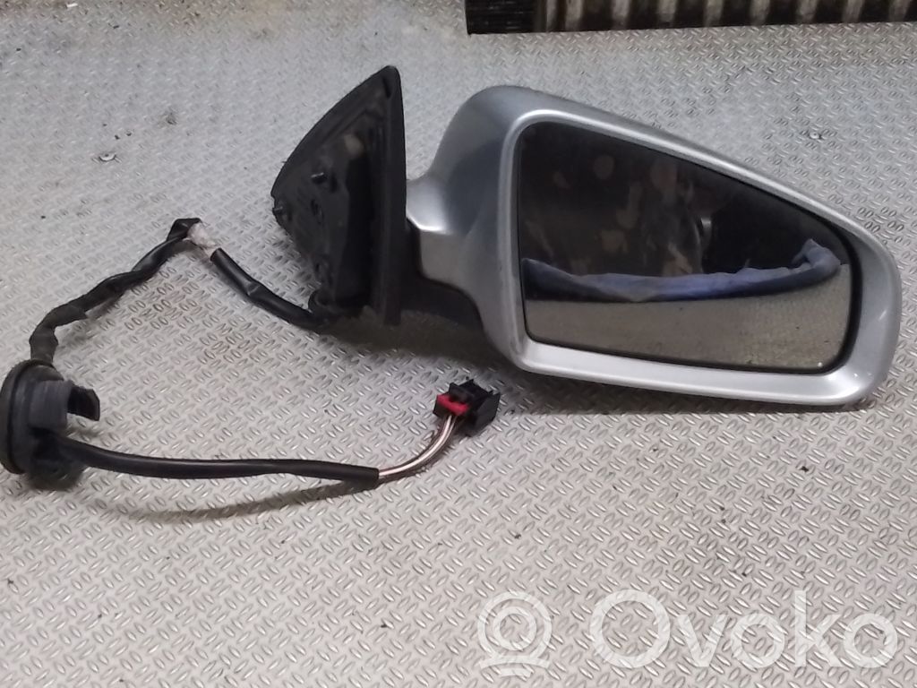 Front door electric wing mirror   E1010754