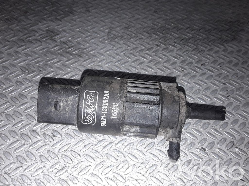 Ford Mondeo MK IV Windscreen/windshield washer pump 