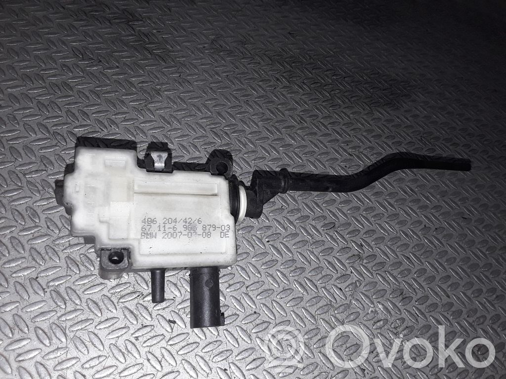 BMW 1 E81 E87 Stellmotor Tankdeckel Tankklappe 