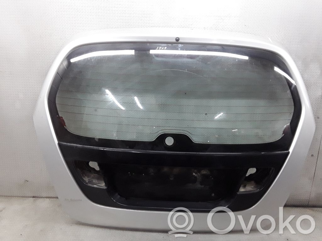Tailgate/trunk/boot lid