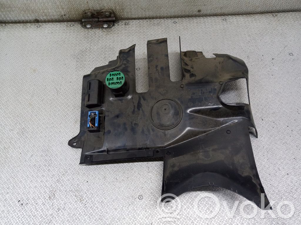 Dashboard lower bottom trim panel   51458196099
