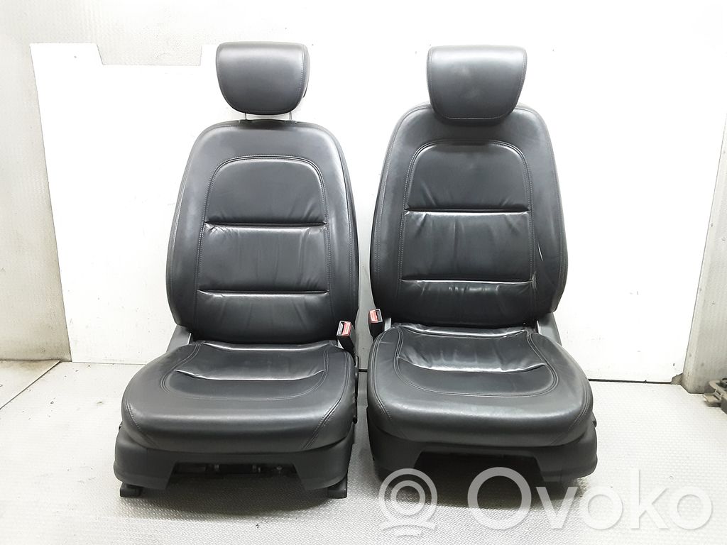 Interior set