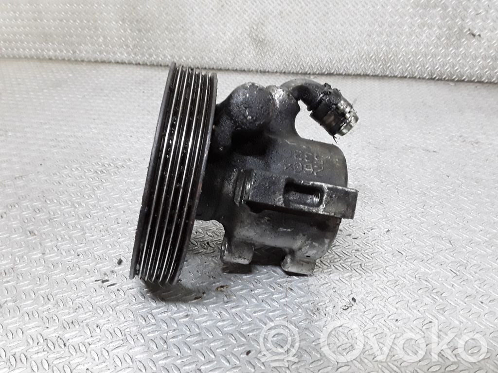 Citroen Berlingo Ohjaustehostimen pumppu 