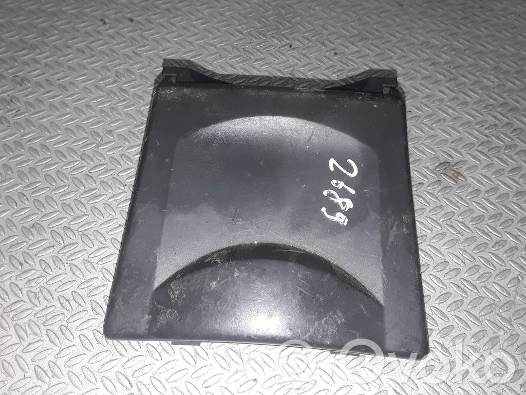 Ashtray (front)   9653798677BG