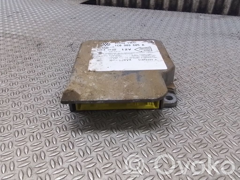 Unidad de control/módulo del Airbag   1C0909605A