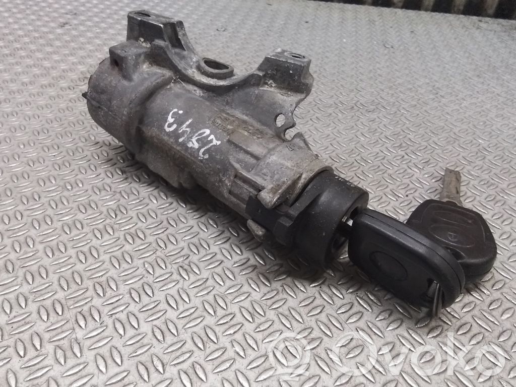 Seat Toledo II (1M) Ignition lock 