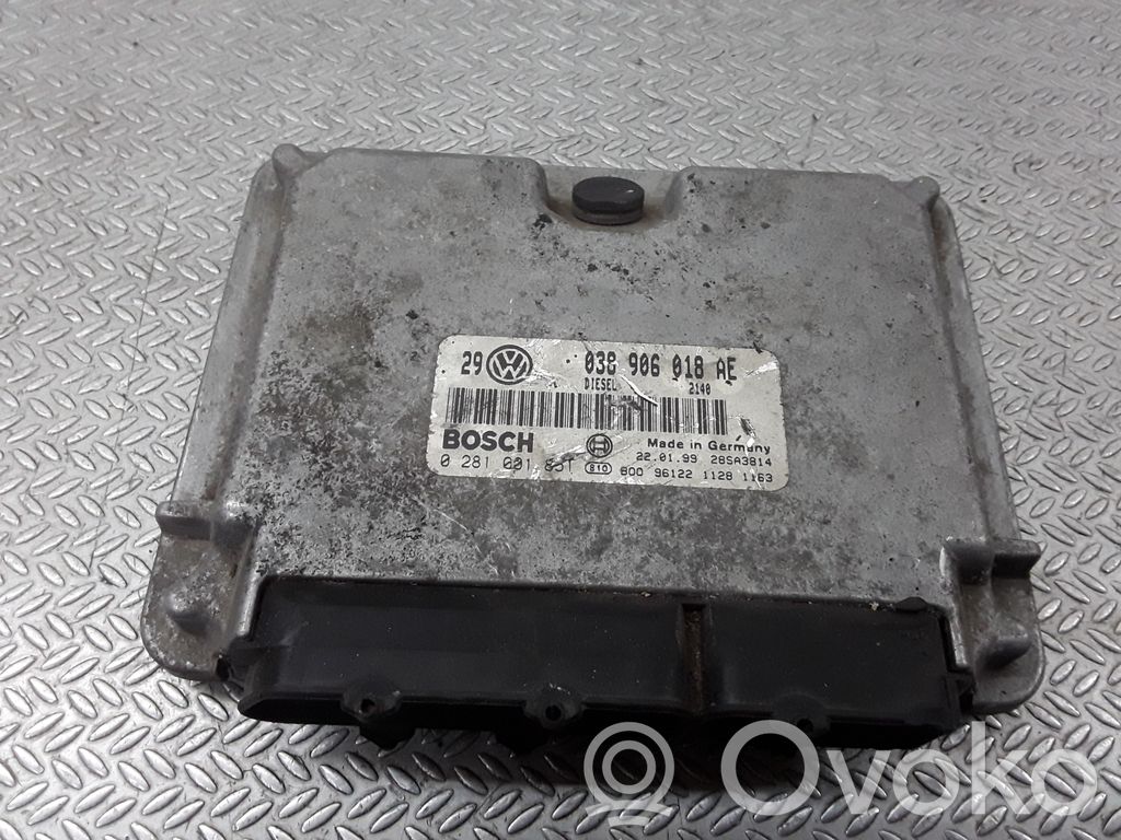 Sterownik / Moduł ECU   038906018AE,0281001831