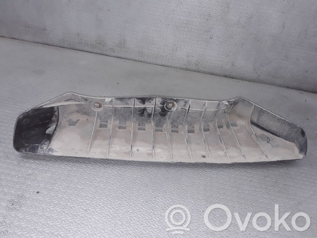 BMW 5 E60 E61 Soporte de montaje del parachoques trasero 