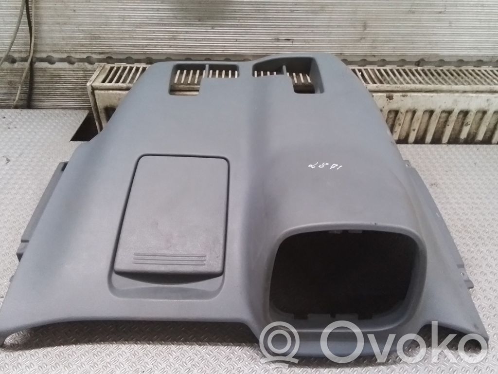 Ford Transit Revestimiento de los botones de la parte inferior del panel 