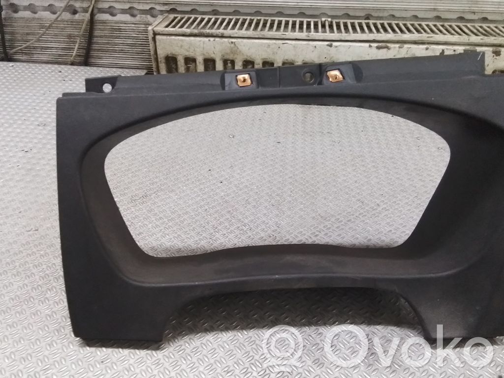 Ford Transit Kojelaudan kehys 