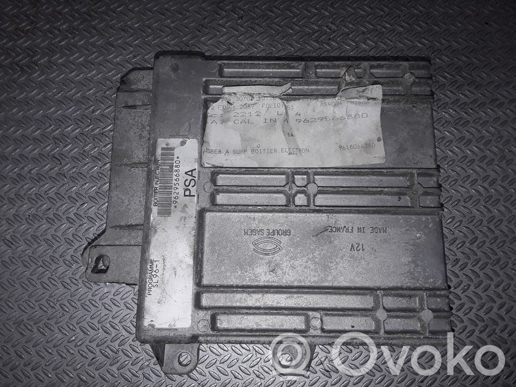 Peugeot 406 Engine control unit/module 