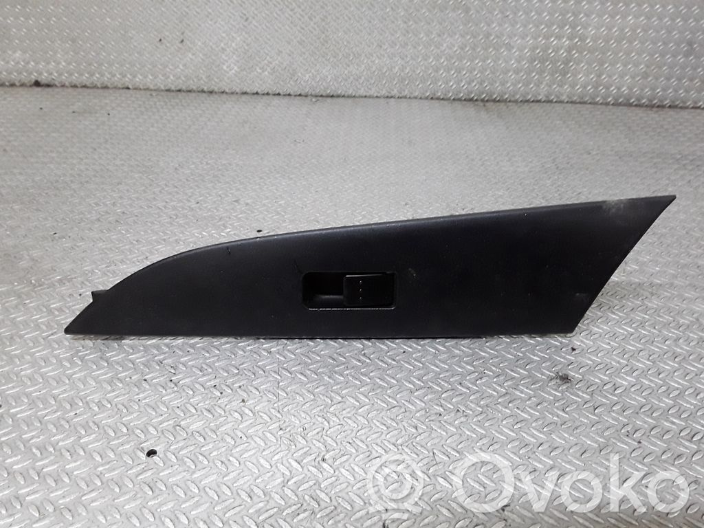 Electric window control switch   03123100