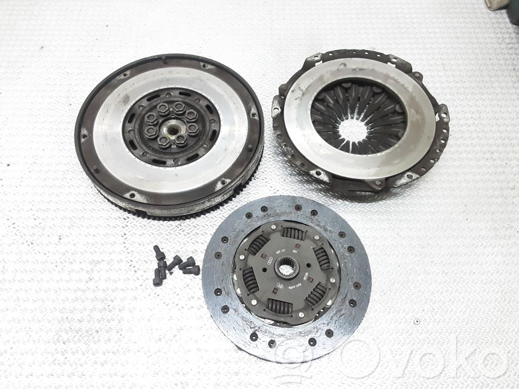 Audi A6 S6 C5 4B Sankabos komplektas 