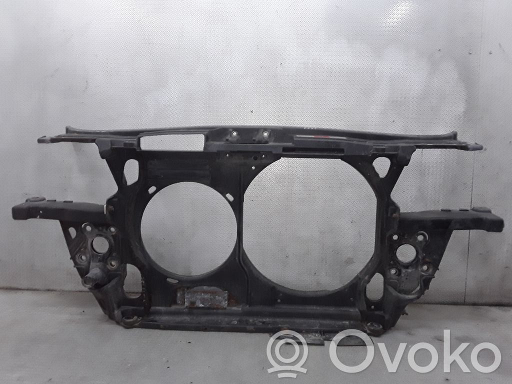 Панель радиаторов   4B0010157D