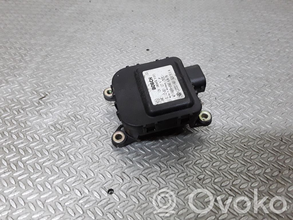 Stellmotor Heizung Klima   4B1820511A
