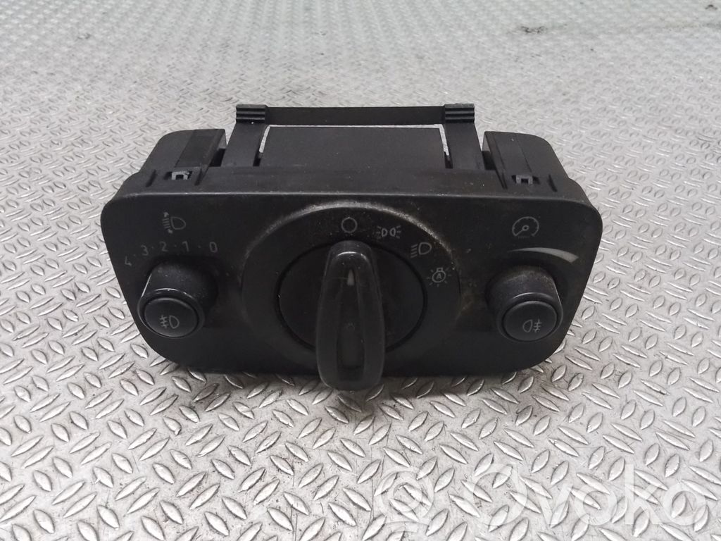 Ford Mondeo MK IV Light switch 