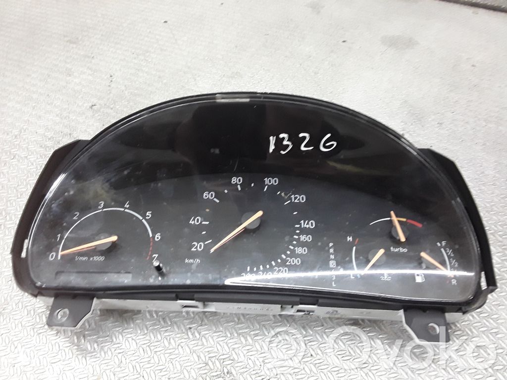 Saab 9-5 Speedometer (instrument cluster) 