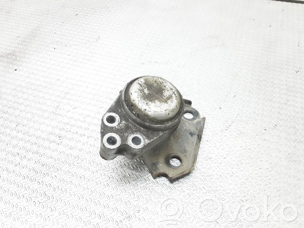 Ford Fiesta Engine mount bracket 