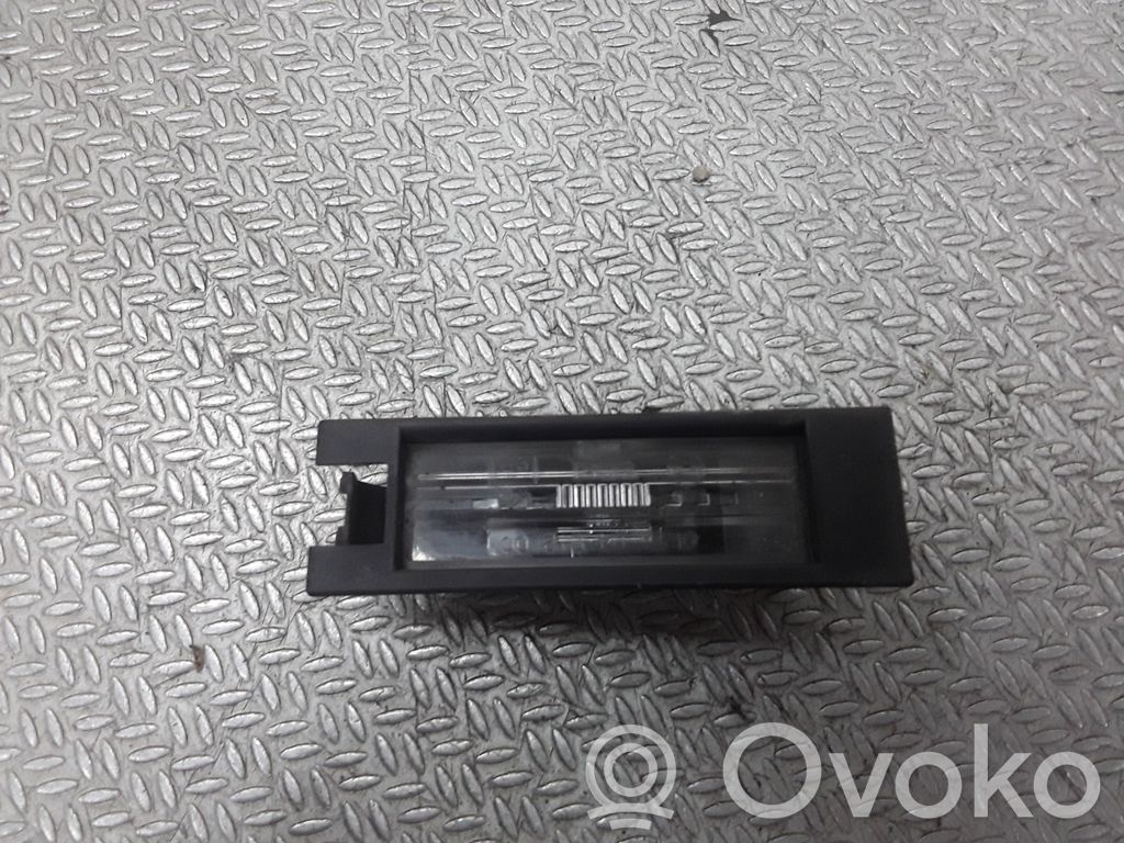 Éclairage de plaque d'immatriculation   13139990