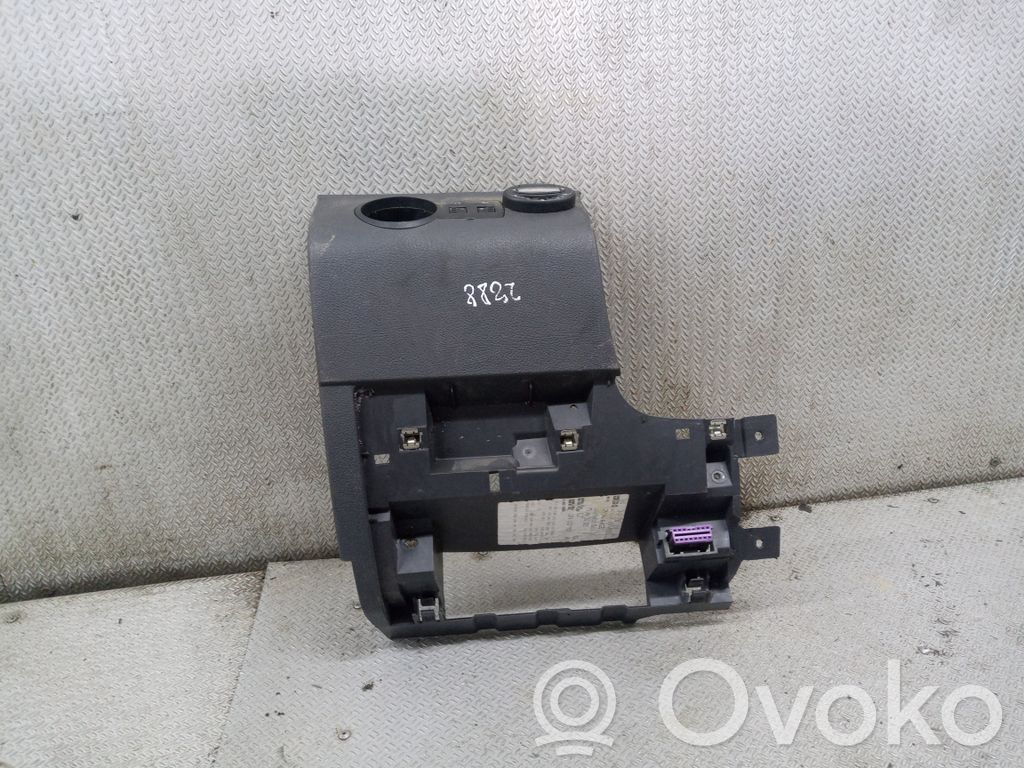 Volkswagen Caddy Dashboard lower bottom trim panel 