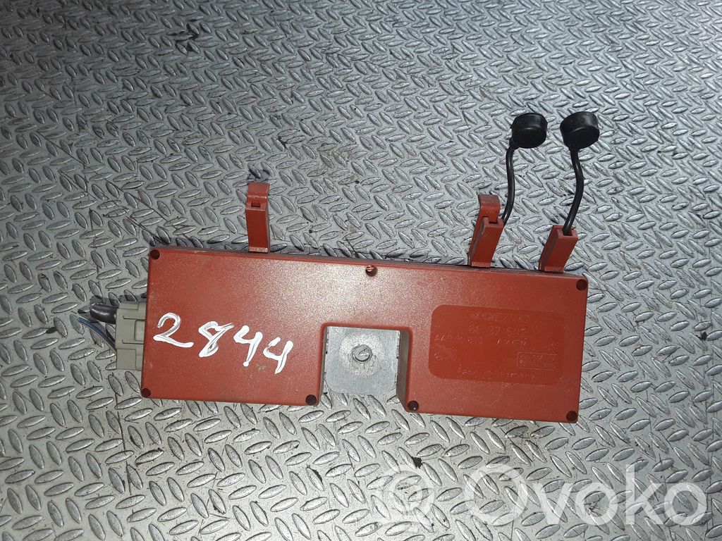 Amplificateur d'antenne   8637602