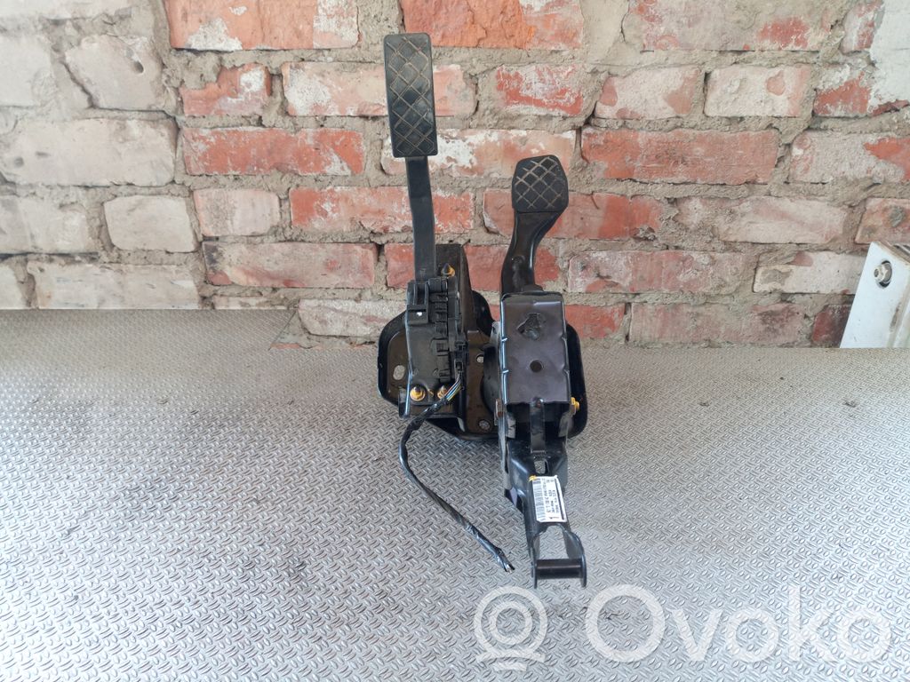 Conjunto de pedal   6Q1721115E,6Q1721503C