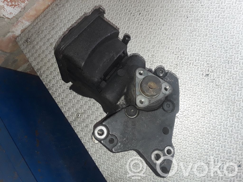 Servopumpe   6756575
